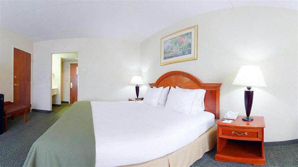 Holiday Inn Express Cambridge Exterior foto
